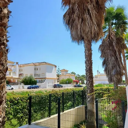 Bajo En Primera Linea De Vera-playa Con Piscina Privada!