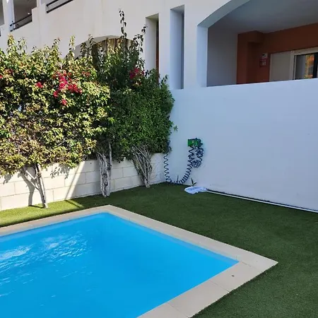 Bajo En Primera Linea De Vera-playa Con Piscina Privada!