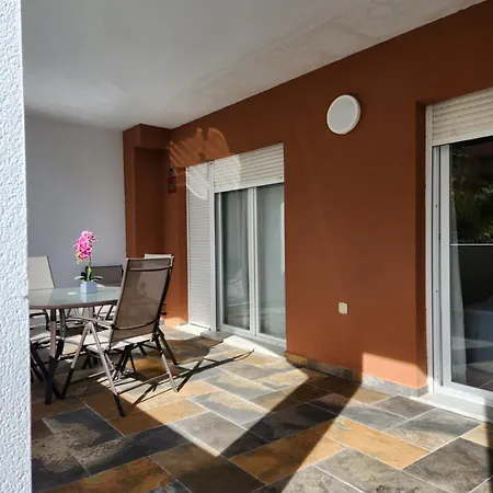 Bajo En Primera Linea De Vera-playa Con Piscina Privada! Apartment *